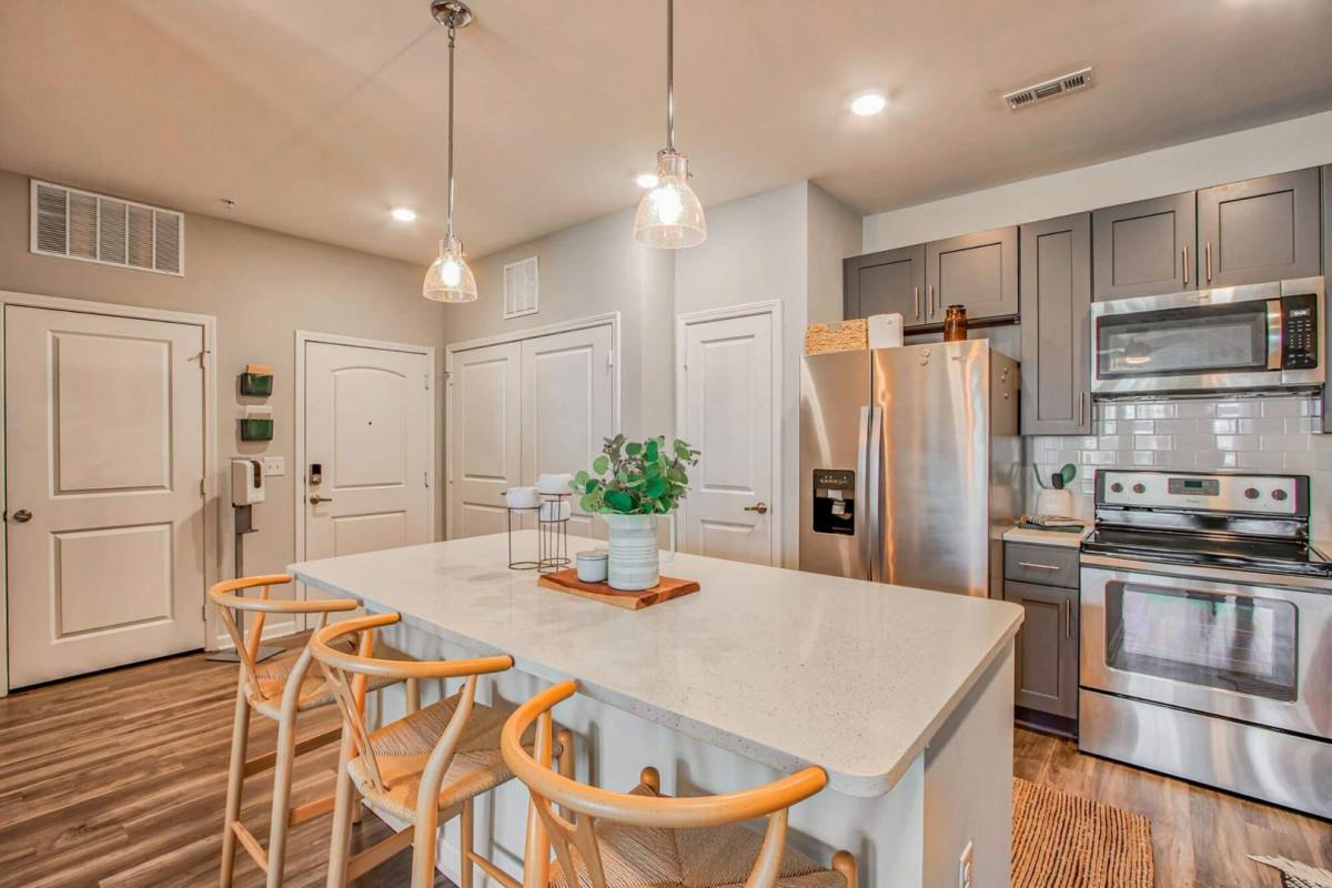 Apartment for rent at 201 Sawyer Circle, Charleston, SC 29492