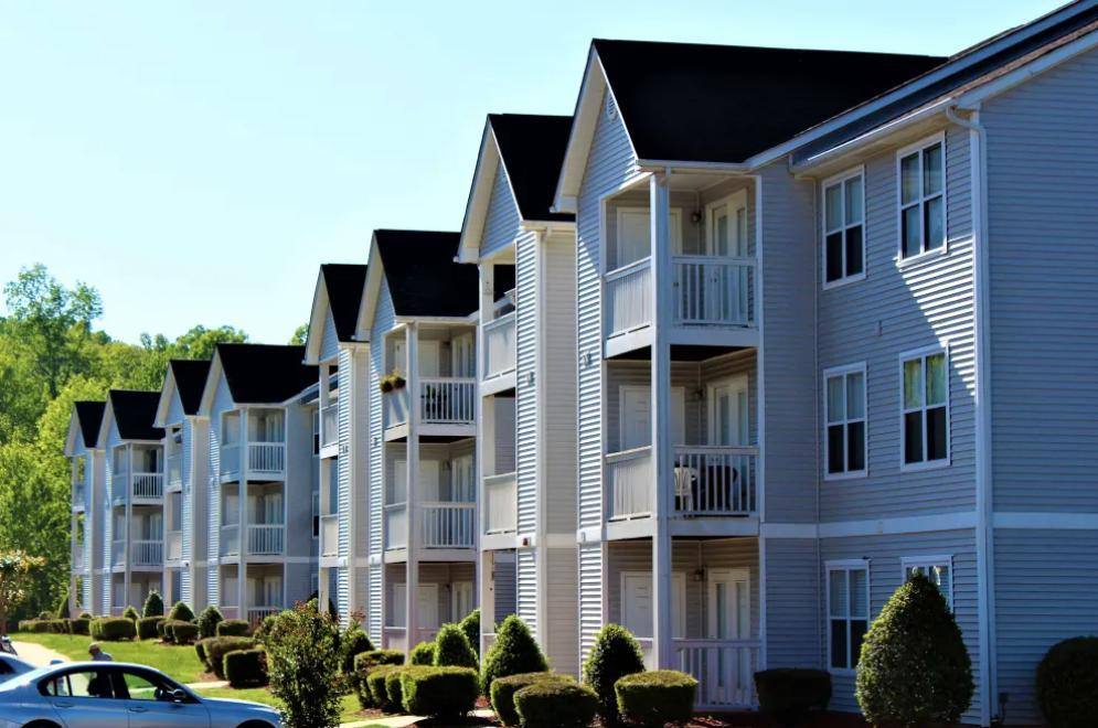 Apartment for rent at Brentwood Chase, 1654 Lowell Bethesda Rd, Gastonia, NC 28056