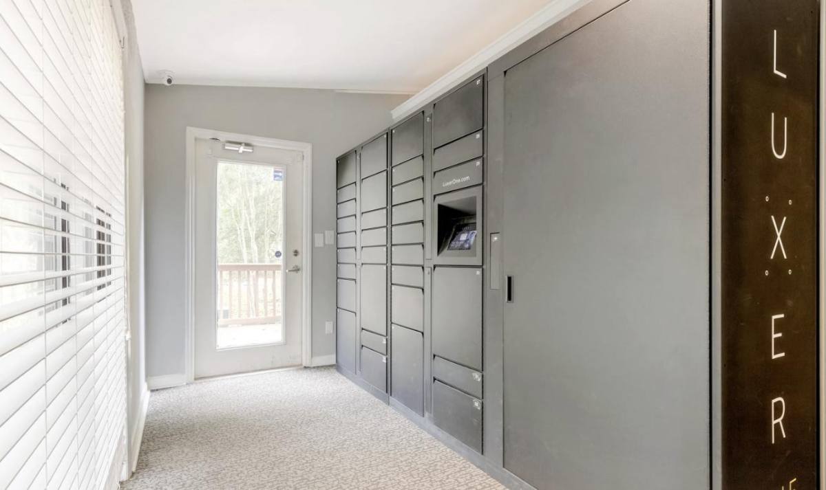 Apartment for rent at 5301 Creek Ridge Lane, Raleigh, NC 27607