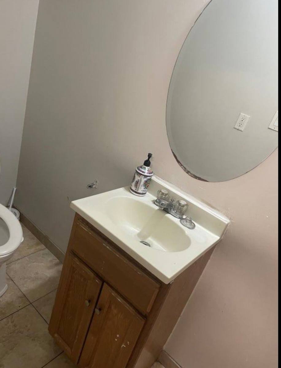 House for rent at 2429 Sunrise Highway, Islip, NY 11751
