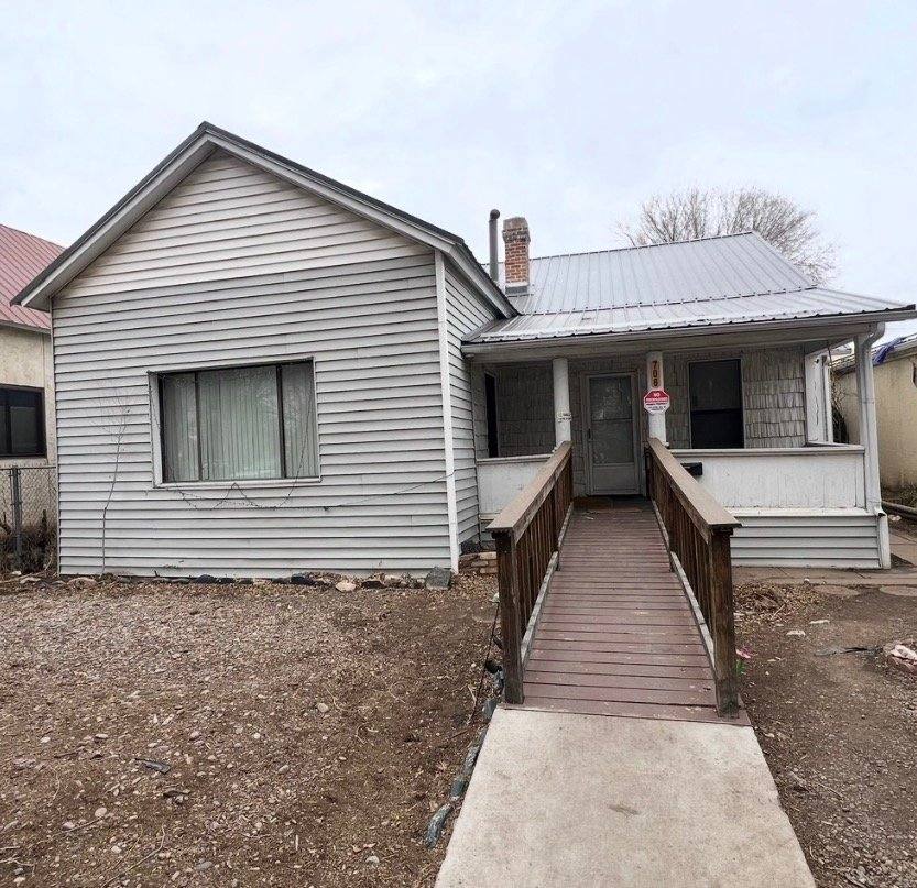 House for rent at 706 Lincoln St, Las Vegas, NM 87701