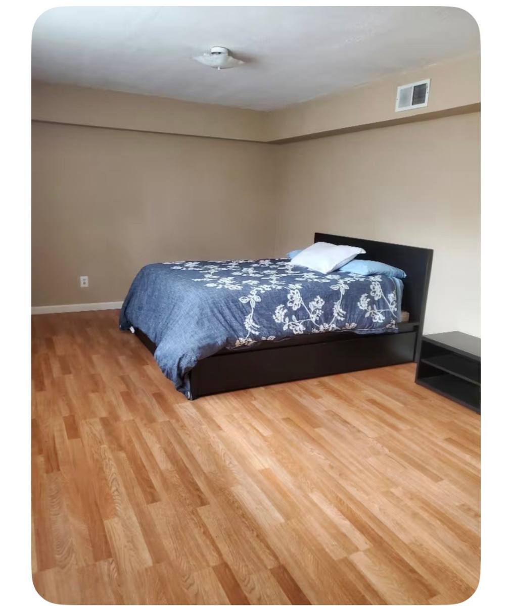 House for rent at 469 Stonehedge Dr, Stone Mountain, GA 30087