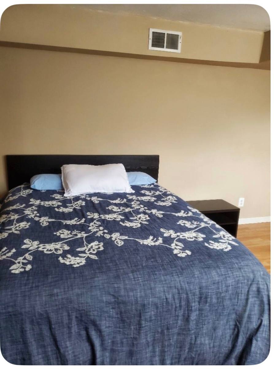 House for rent at 469 Stonehedge Dr, Stone Mountain, GA 30087