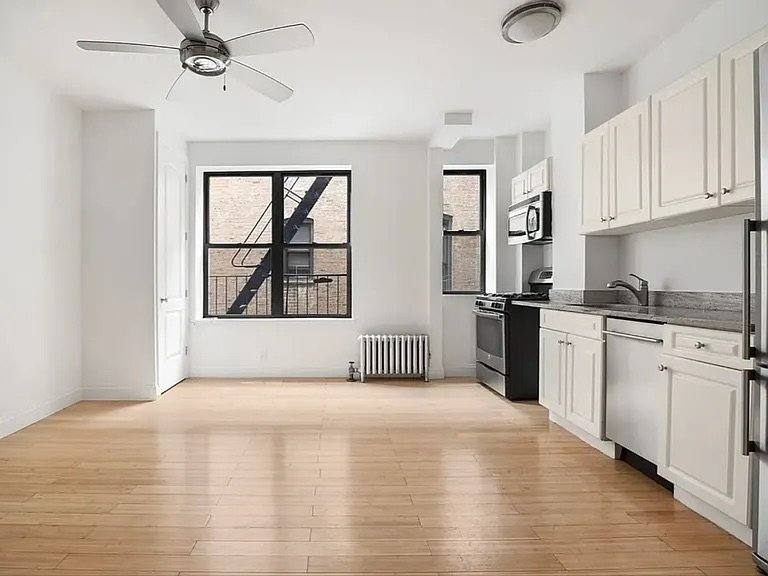 Apartment for rent at 66 Saint Nicholas Place #37B, New York, NY 10032
