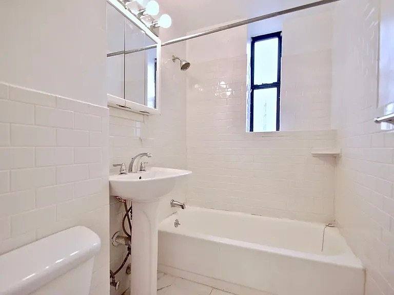 Apartment for rent at 639 W 173rd St #4B, New York, NY 10032