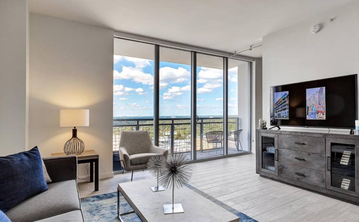 Apartment for rent at 3635 NE 1st Ave, Miami, FL 33137