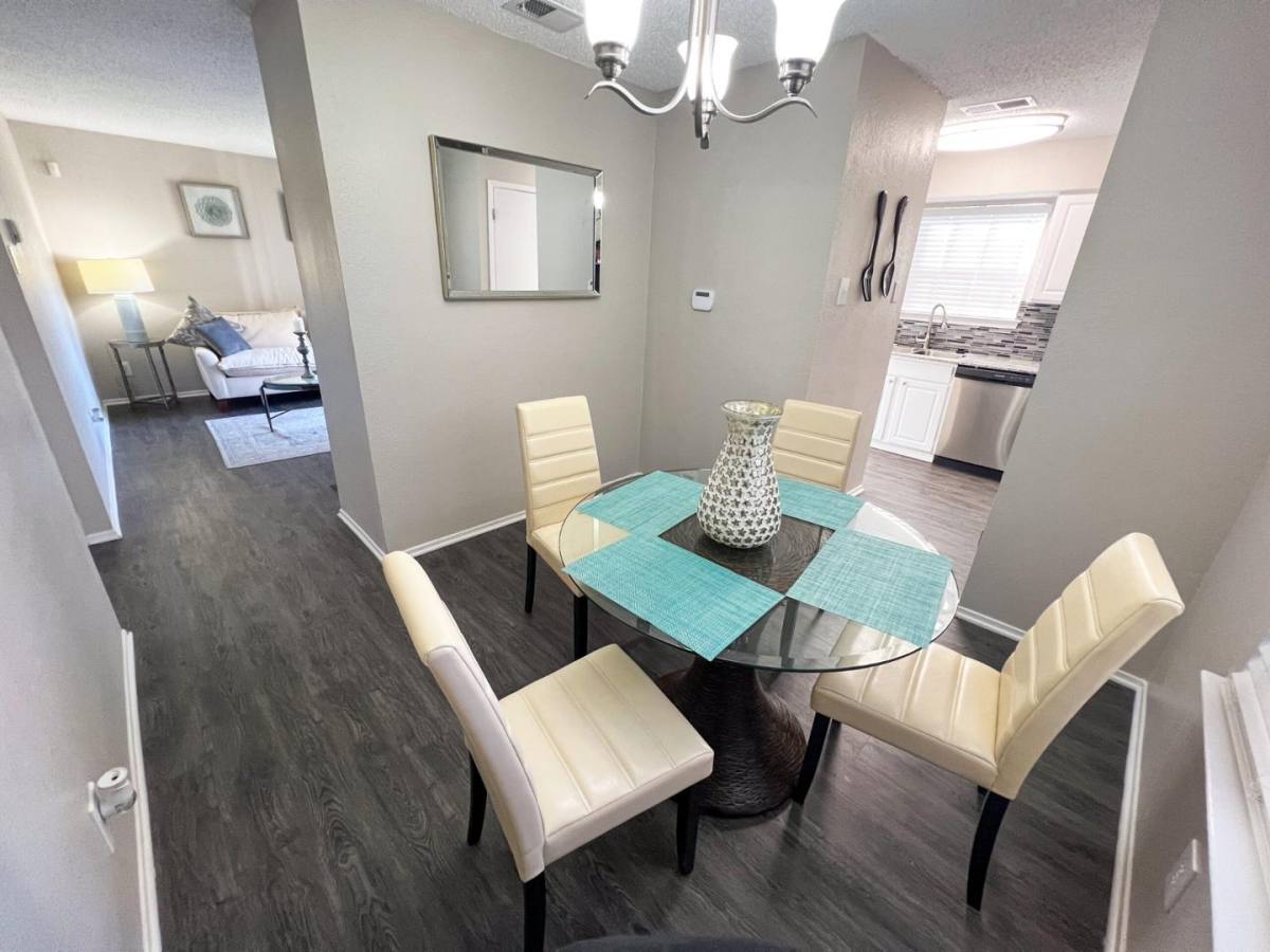 Apartment for rent at Creekside Village Apartment Homes, 3400 W Park Blvd, Plano, TX 75075