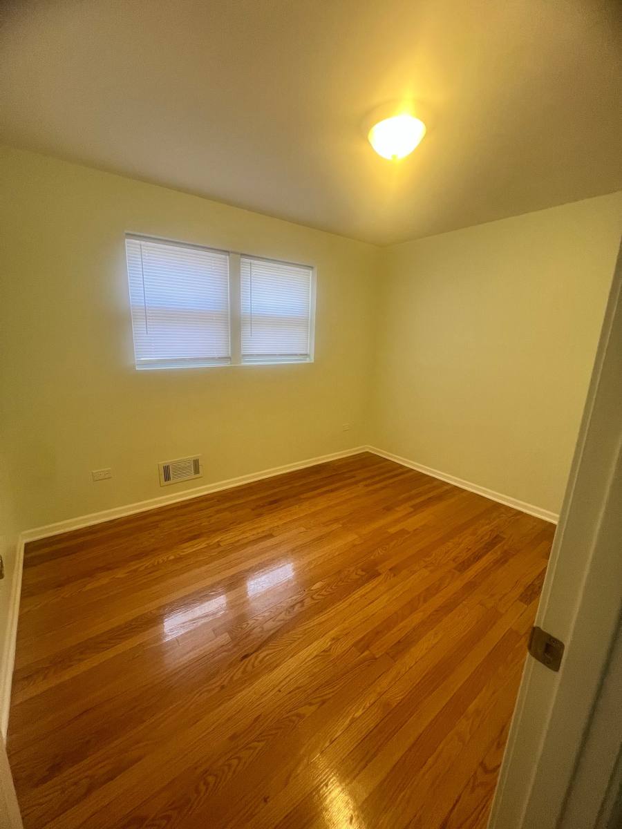 House for rent at 6759 S Bell Ave, Chicago, IL 60636