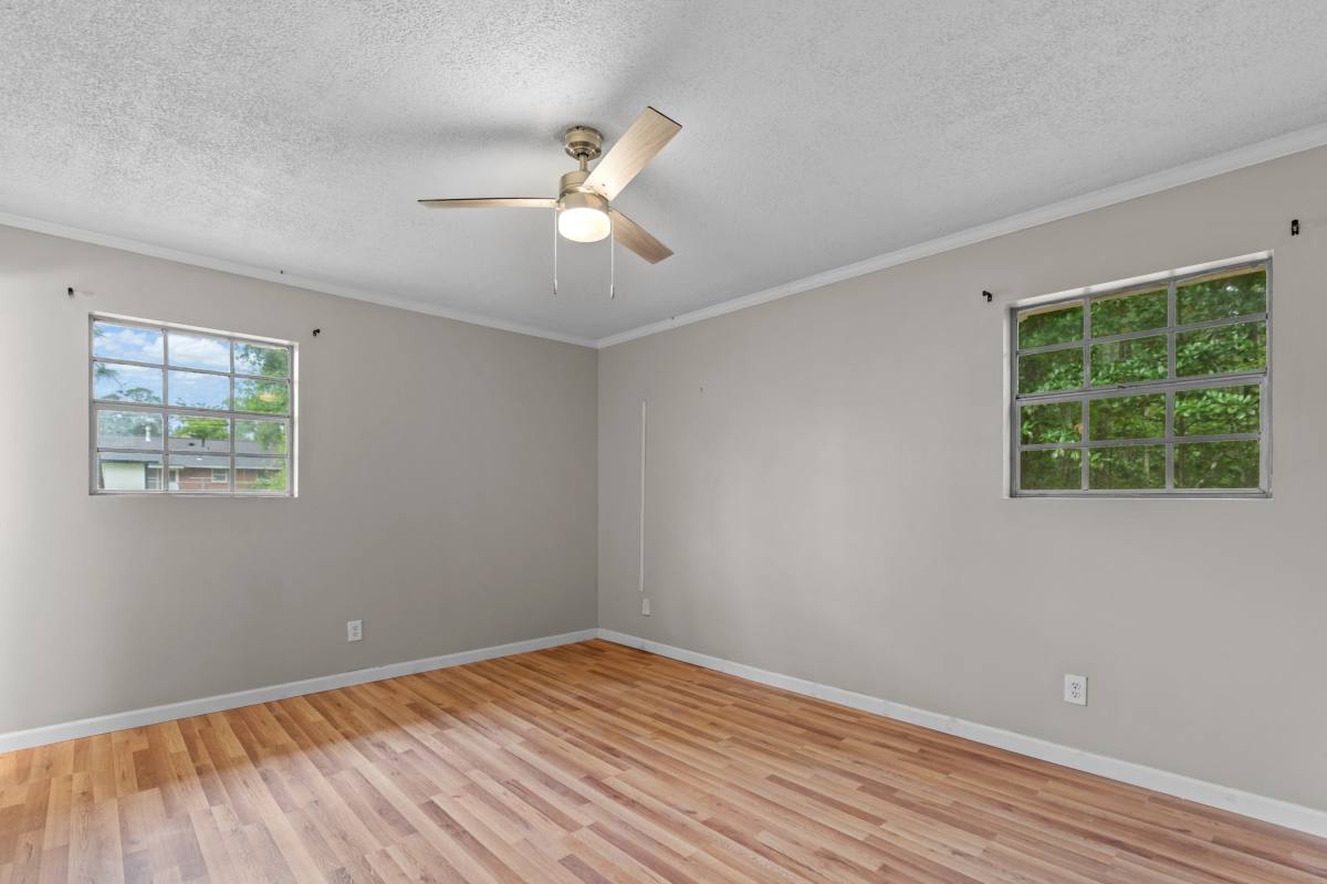 House for rent at 320 Brobston St, Baxley, GA 31513