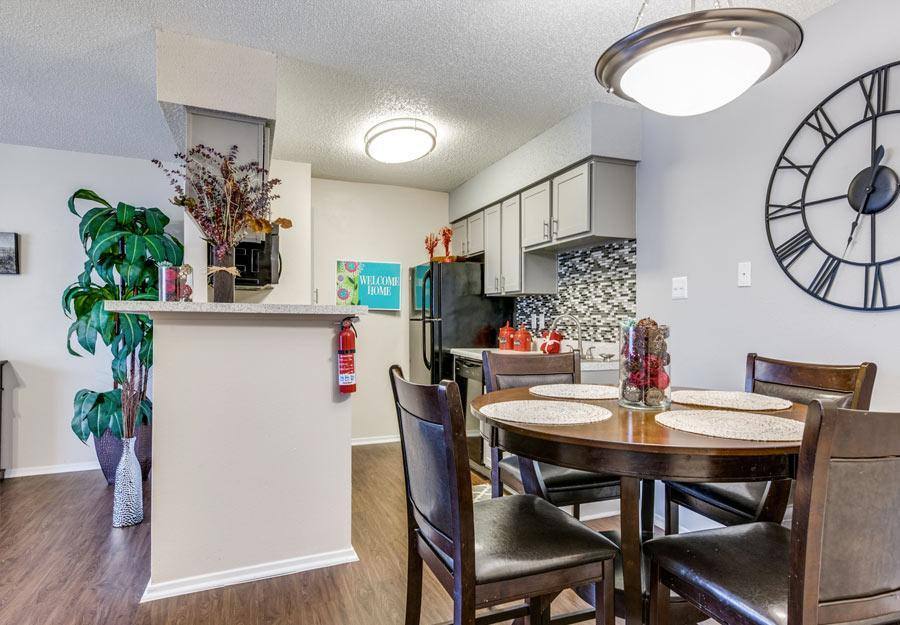 Apartment for rent at Cobble Hill, 6050 Oakland Hills Dr, Fort Worth, TX 76112