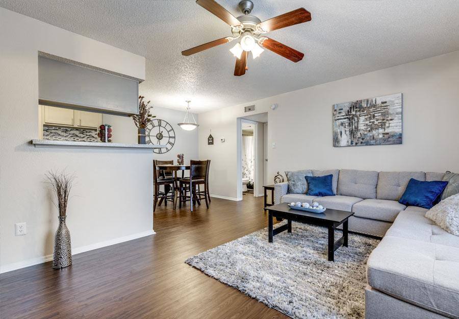 Apartment for rent at Cobble Hill, 6050 Oakland Hills Dr, Fort Worth, TX 76112
