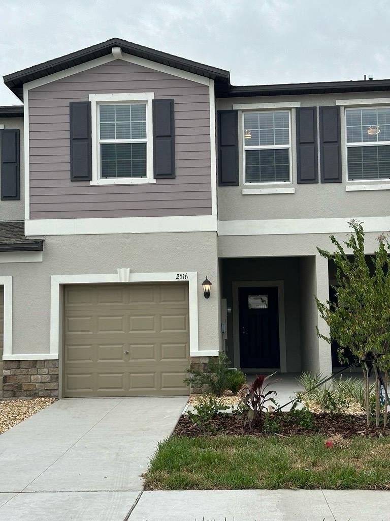 Townhouse for rent at 2516 Sunray Venus Way, Ruskin, FL 33570