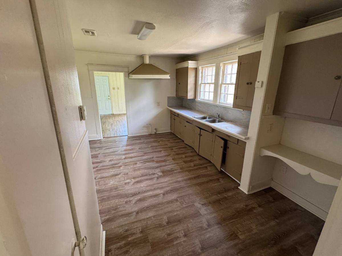 House for rent at 4912 Breckenridge Ave, Baton Rouge, LA 70805