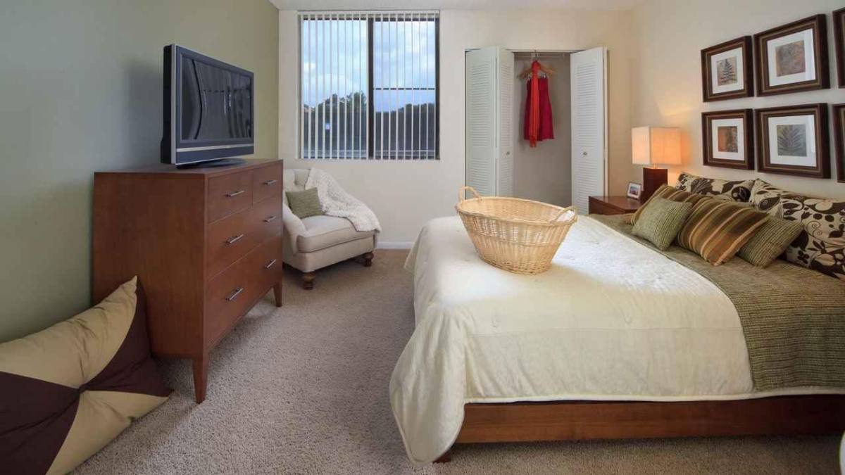 Apartment for rent at Los Prados, 832 NW 86th Ave, Fort Lauderdale, FL 33324