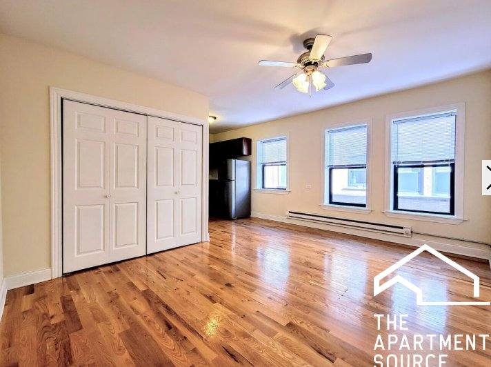 Apartment for rent at 821 W Cornelia Ave #2, Chicago, IL 60657