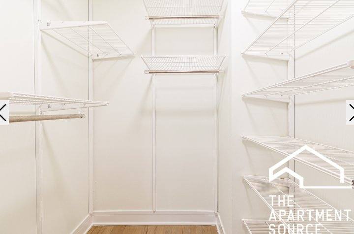 Apartment for rent at 954 W Grace St #C102, Chicago, IL 60657
