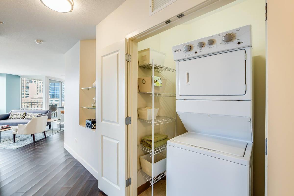 Apartment for rent at 222 W Erie St, Chicago, IL 60654