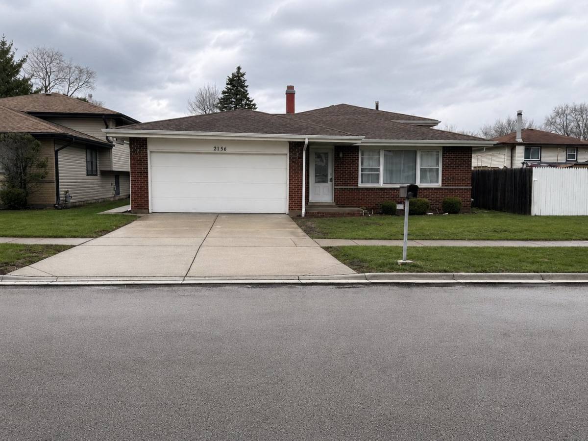 House for rent at 2156 E Old Hicks Rd, Palatine, IL 60074