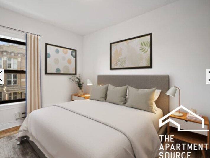 Apartment for rent at 829 W Waveland Ave #2, Chicago, IL 60613