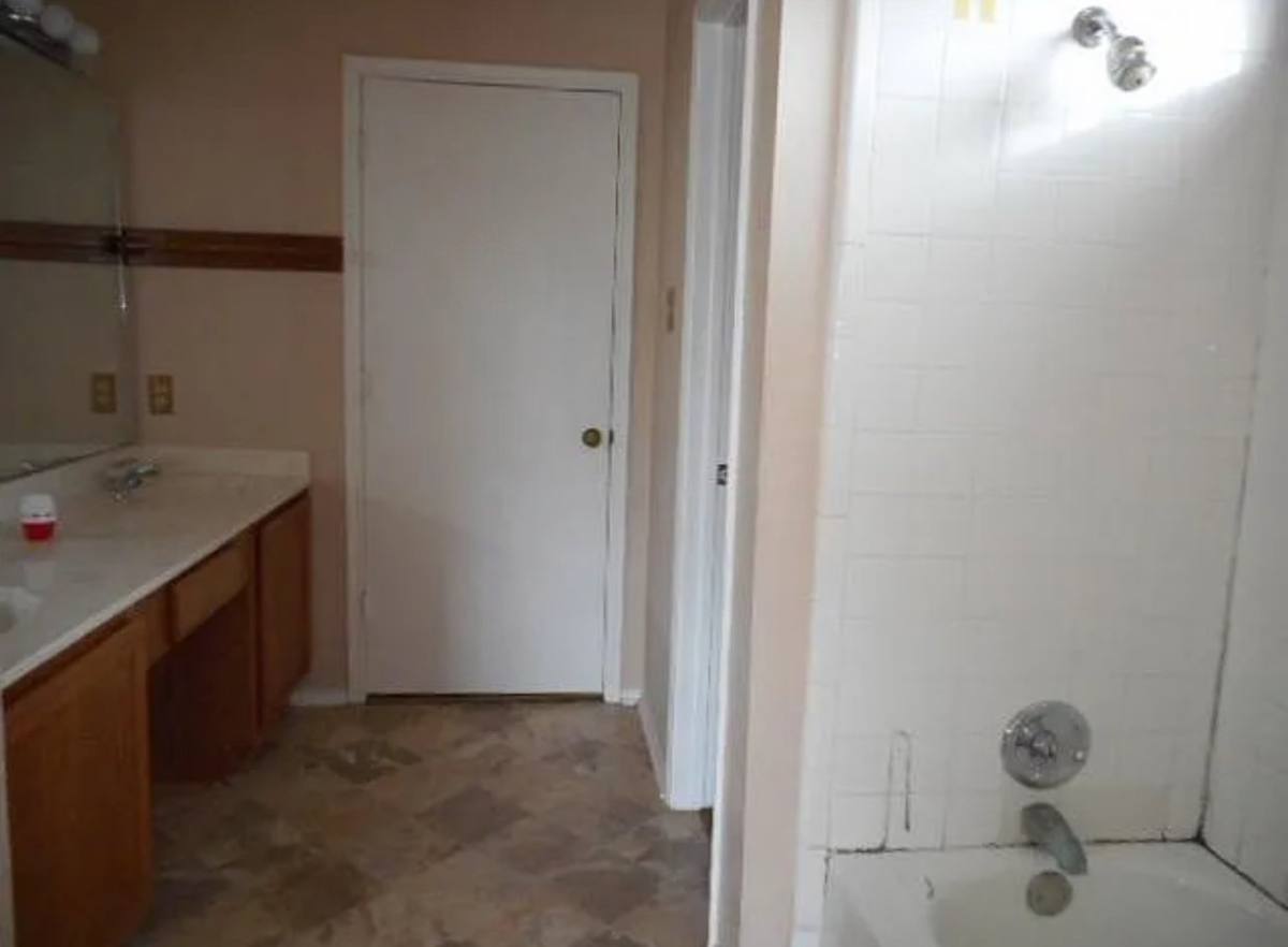 House for rent at 6420 Longmont Trail, Fort Worth, TX 76179