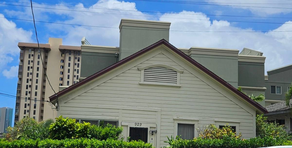 Apartment for rent at 929 Green St #B, Honolulu, HI 96822