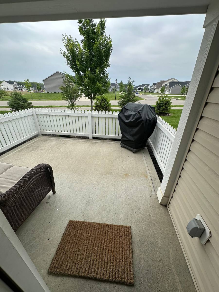 Apartment for rent at 1735 Chestnut Farms Loop, Grove City, OH 43123