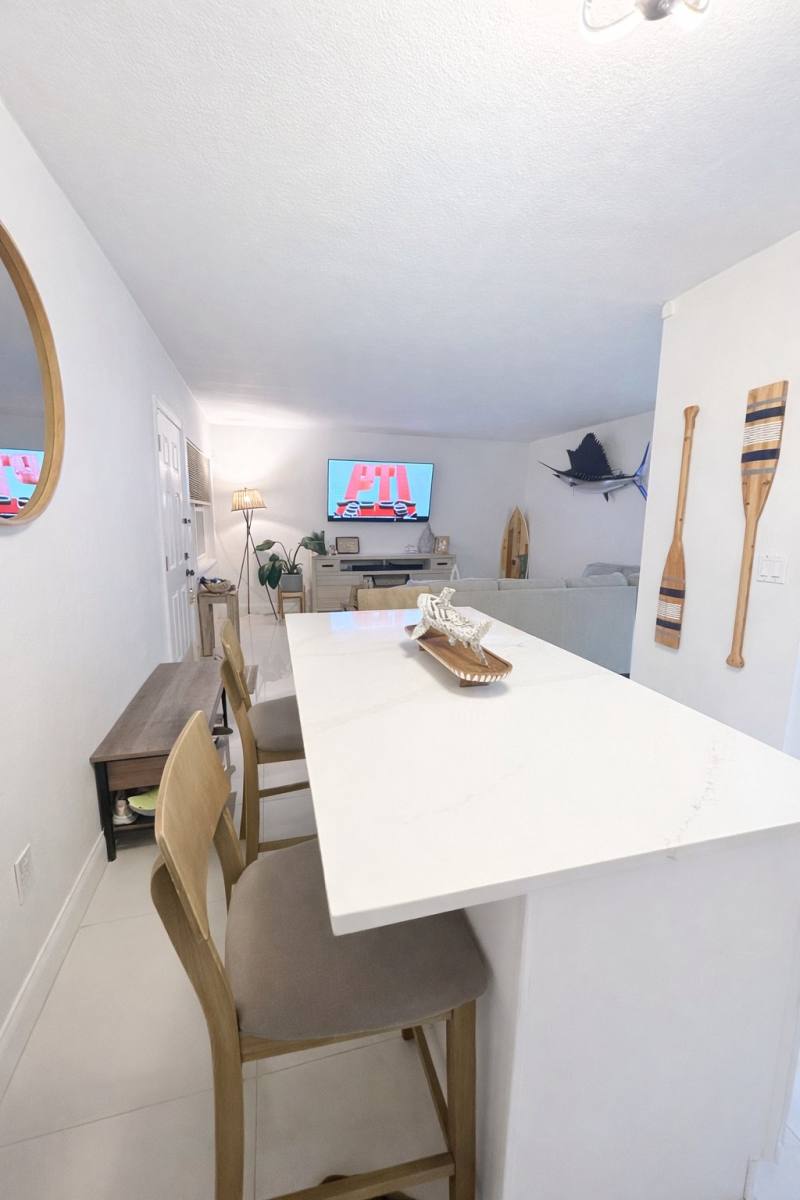 Apartment for rent at 6080 22nd Ave N #4, Saint Petersburg, FL 33710