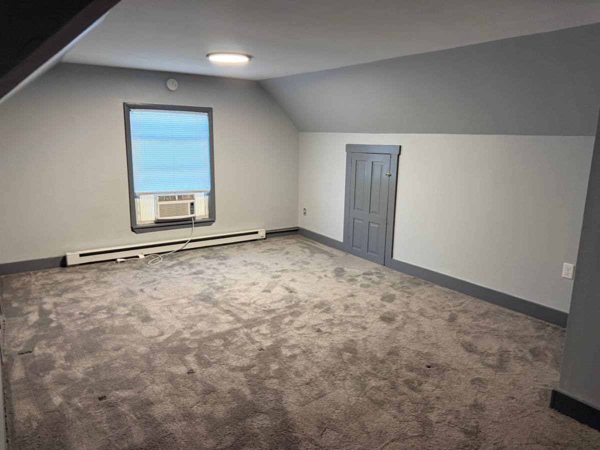 Apartment for rent at 630 Penn Ave #3, Reading, PA 19611