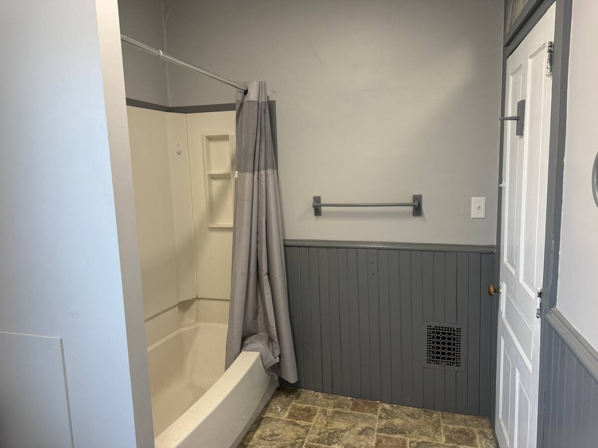 Apartment for rent at 630 Penn Ave #3, Reading, PA 19611