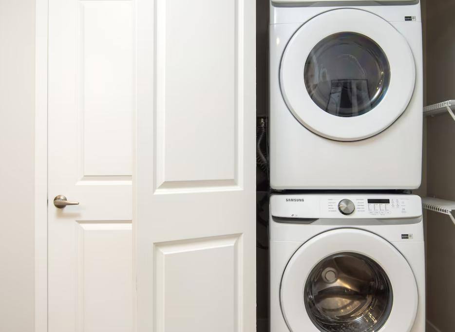 Apartment for rent at 88 High St, North Andover, MA 01845