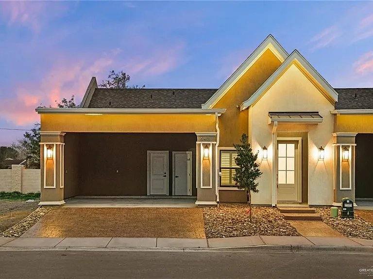 Townhouse for rent at 645 Esplanade Court, Harlingen, TX 78550