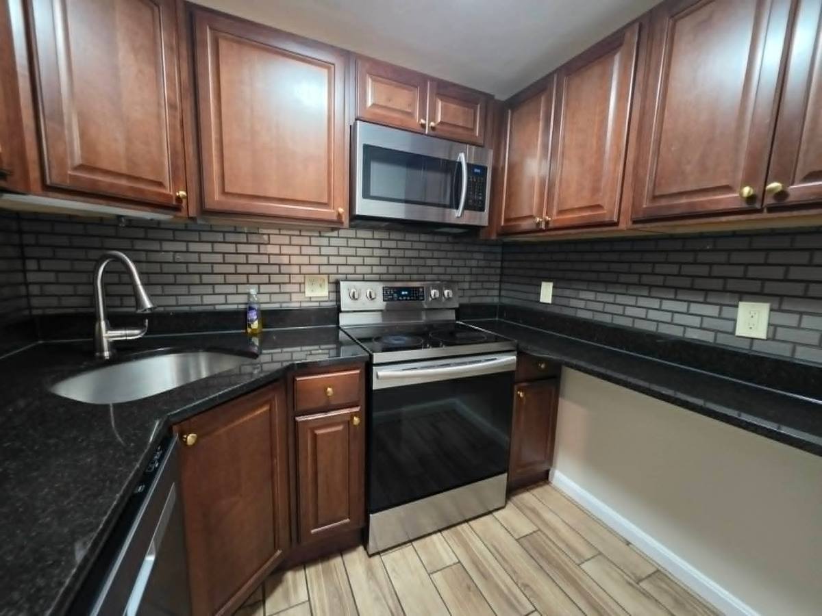 Condo for rent at 230 Willard St #407, Quincy, MA 02169