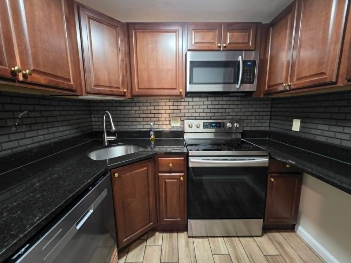 Condo for rent at 230 Willard St #407, Quincy, MA 02169