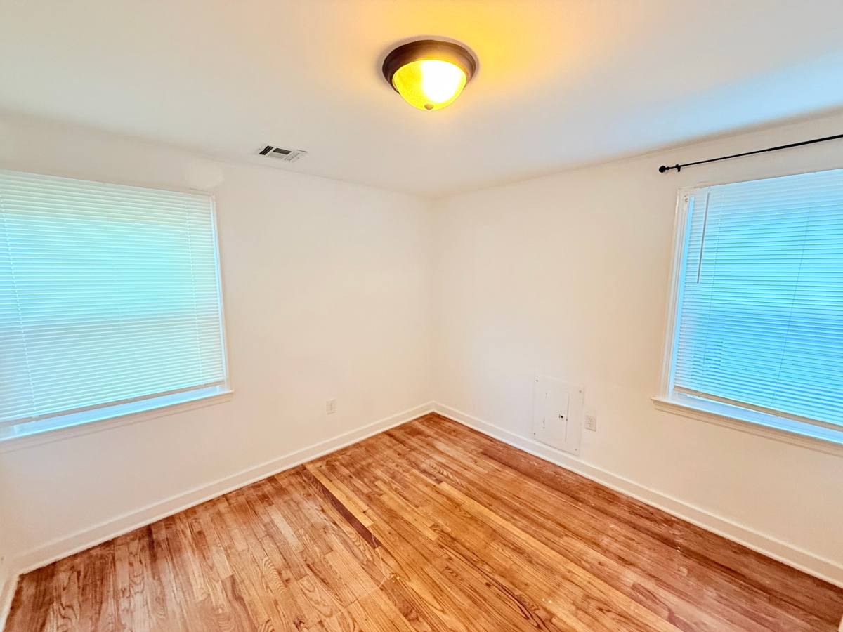 House for rent at 208 4th St, Keansburg, NJ 07734