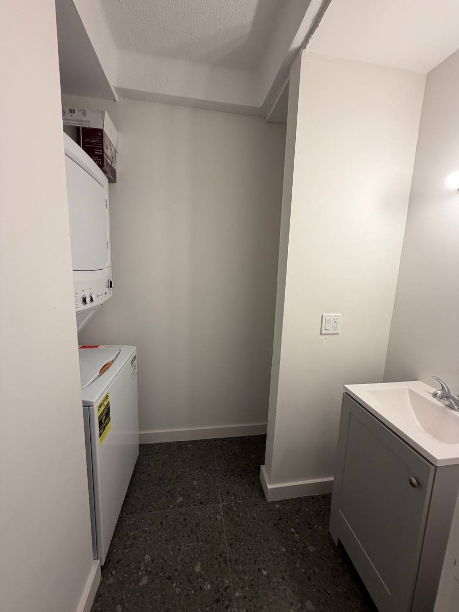 Apartment for rent at 100 Chestnut St #1, West Orange, NJ 07052
