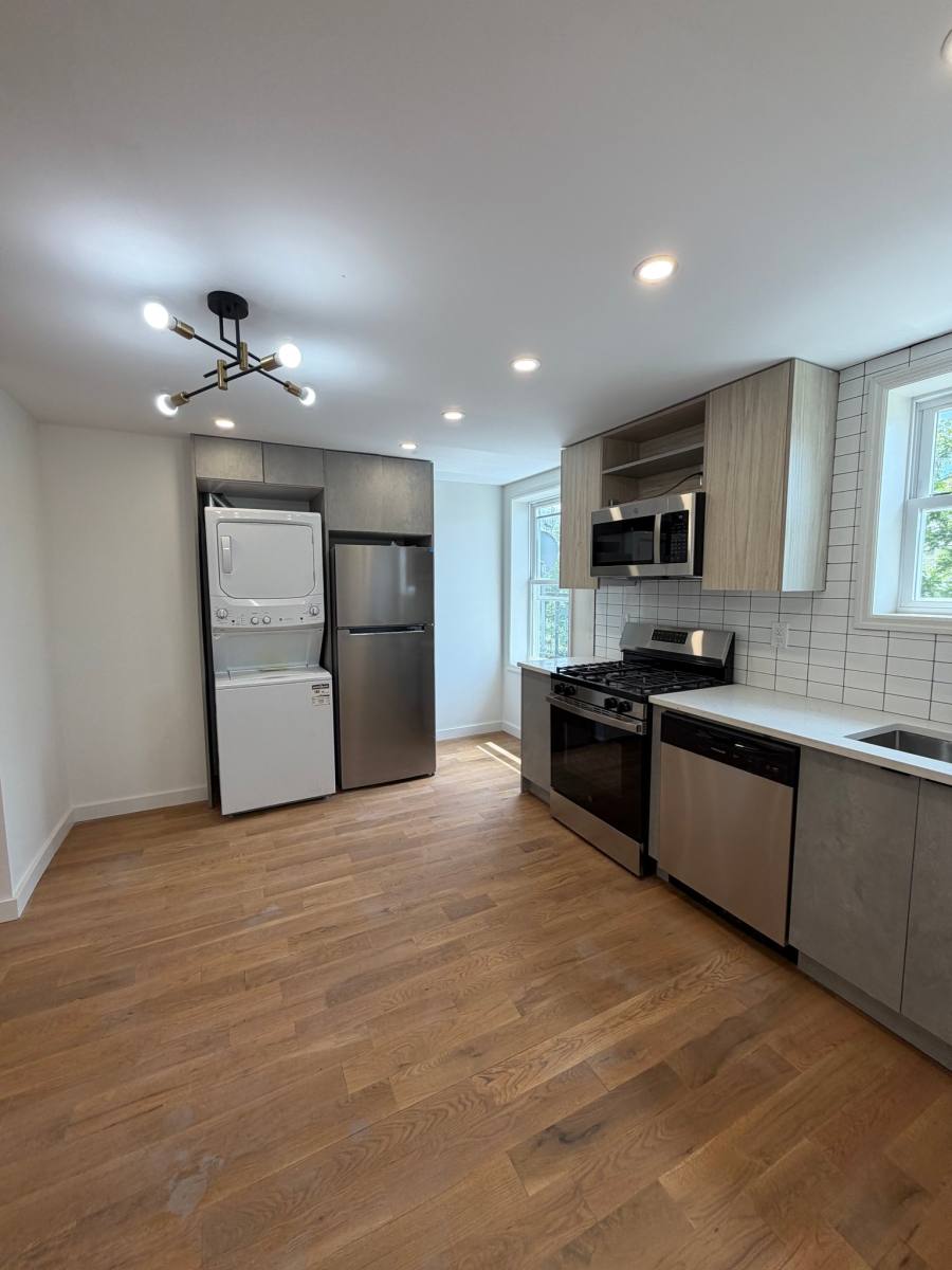 Apartment for rent at 100 Chestnut St #6, West Orange, NJ 07052