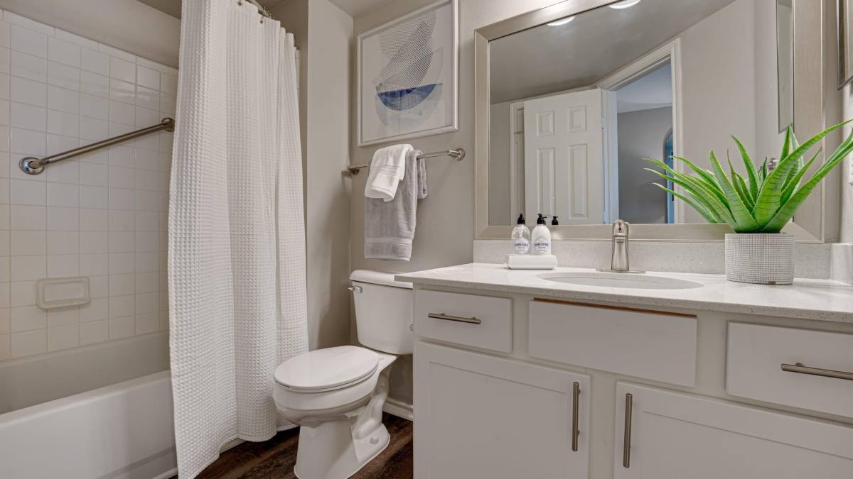 Apartment for rent at 315 N Greenville Ave, Allen, TX 75002