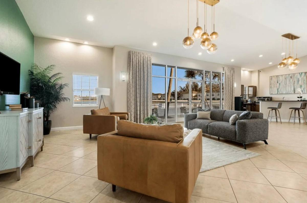 Apartment for rent at Lake Worth Corridor, 4495 Emerald Vista, Lake Worth, FL 33461