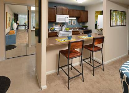 Apartment for rent at 470 Foxboro Dr, Wheeling, IL 60090