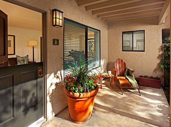 Apartment for rent at Parkwood Apartment Homes, 17560 Rosa Drew Lane, Irvine, CA 92612