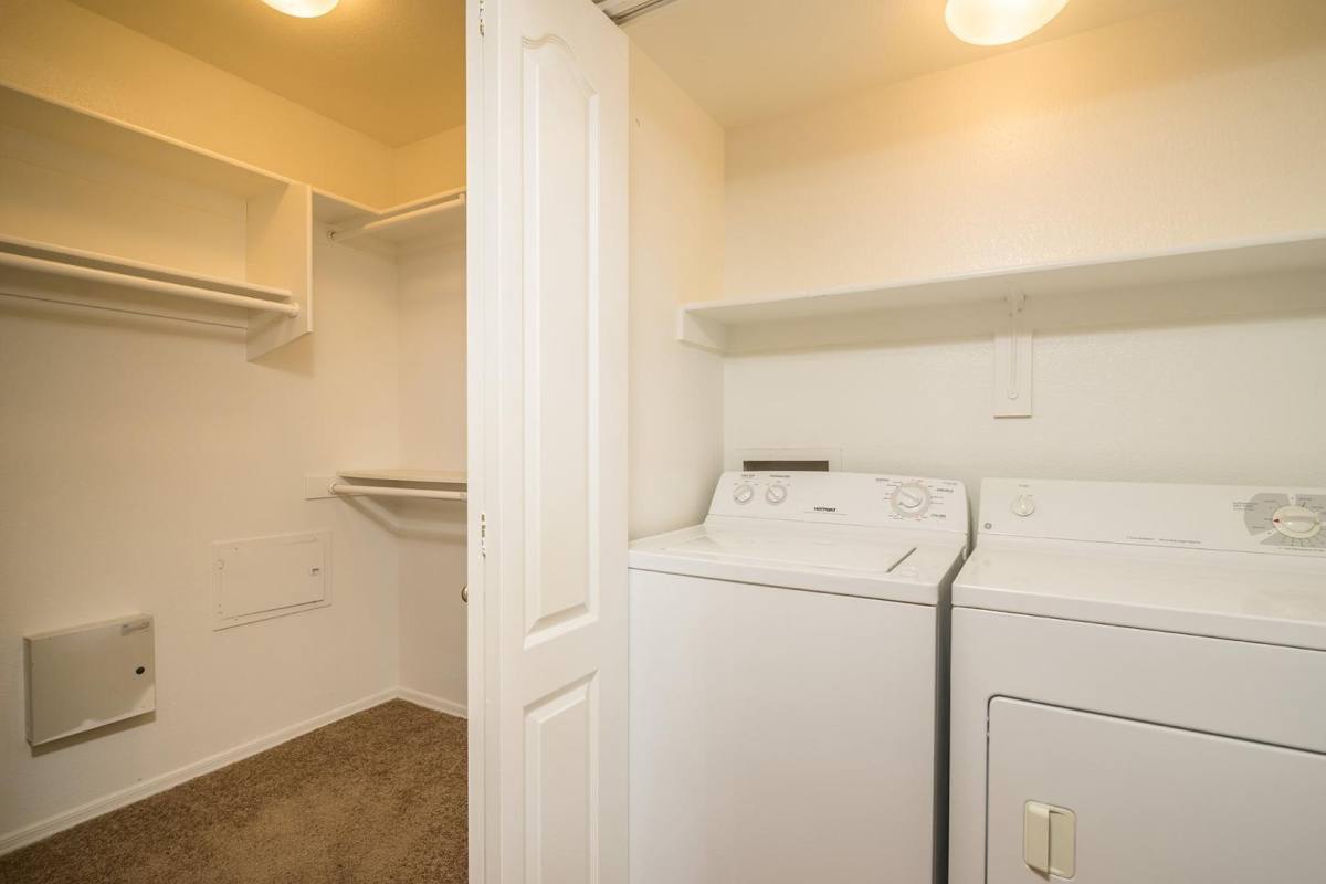 Apartment for rent at The Springs at Alta Mesa, 1865 N Higley Rd, Mesa, AZ 85205
