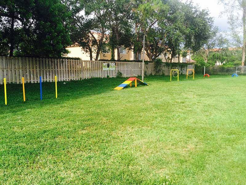 Apartment for rent at 6175 Reflections Blvd, Lake Worth, FL 33462