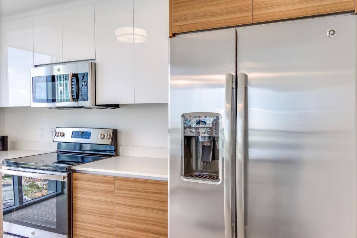 Apartment for rent at 2500 Biscayne Blvd, Miami, FL 33137