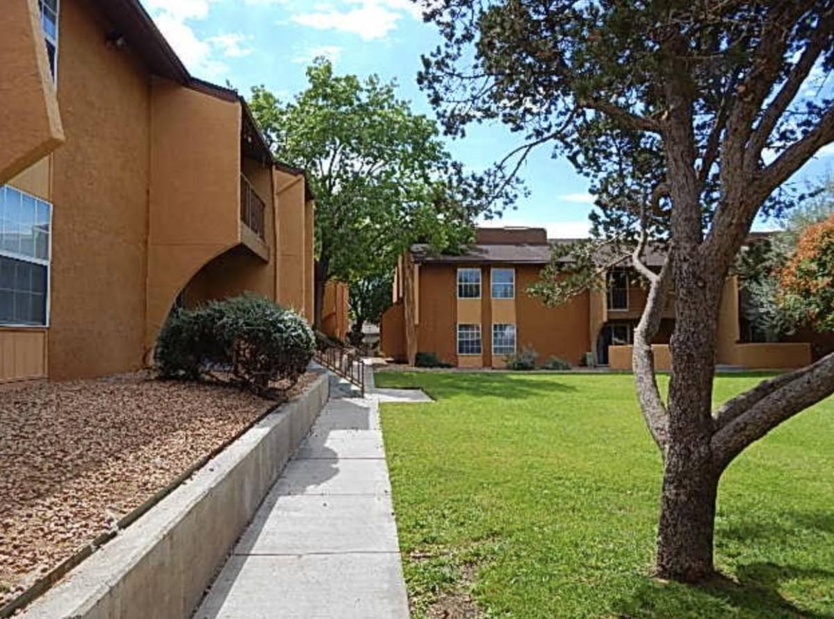 Apartment for rent at Sierra Meadows, 4236 Eubank Blvd NE, Albuquerque, NM 87111