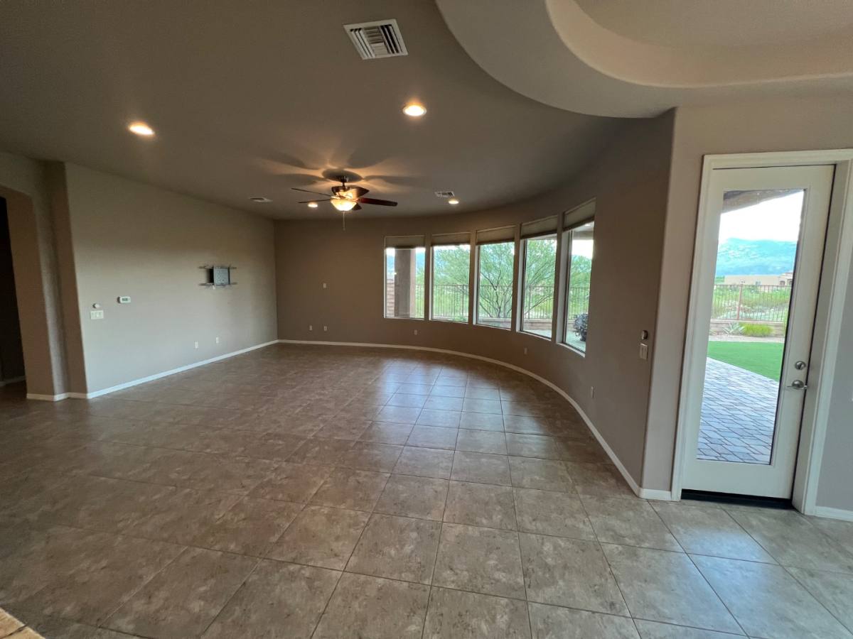 House for rent at 14466 E Flamingo Crescent Place, Vail, AZ 85641
