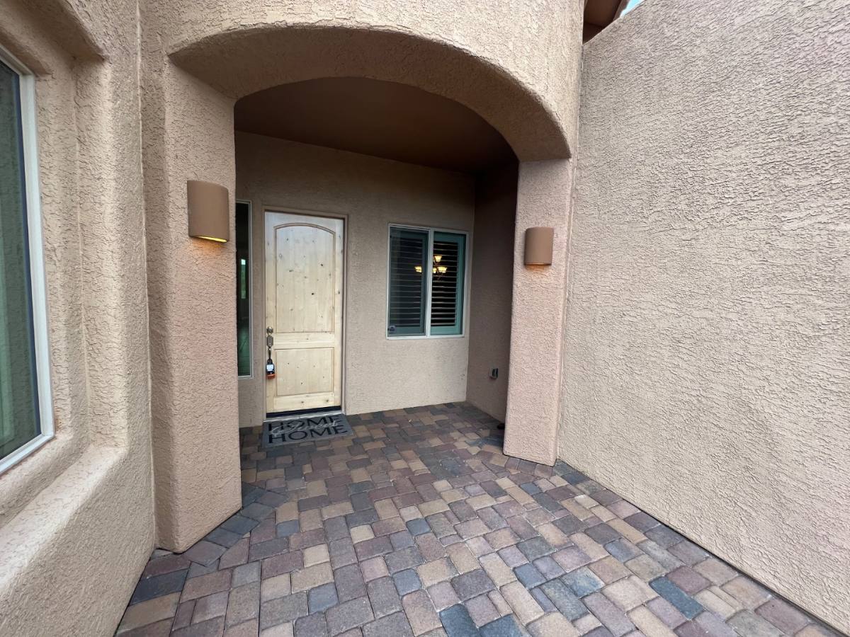 House for rent at 14466 E Flamingo Crescent Place, Vail, AZ 85641