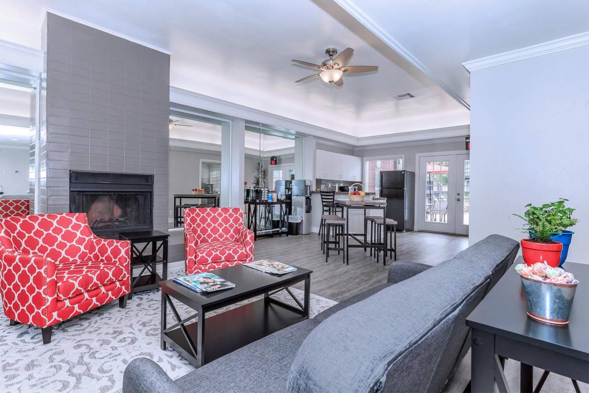 Apartment for rent at The View at Riverside, 910 E 61st St, Tulsa, OK 74136
