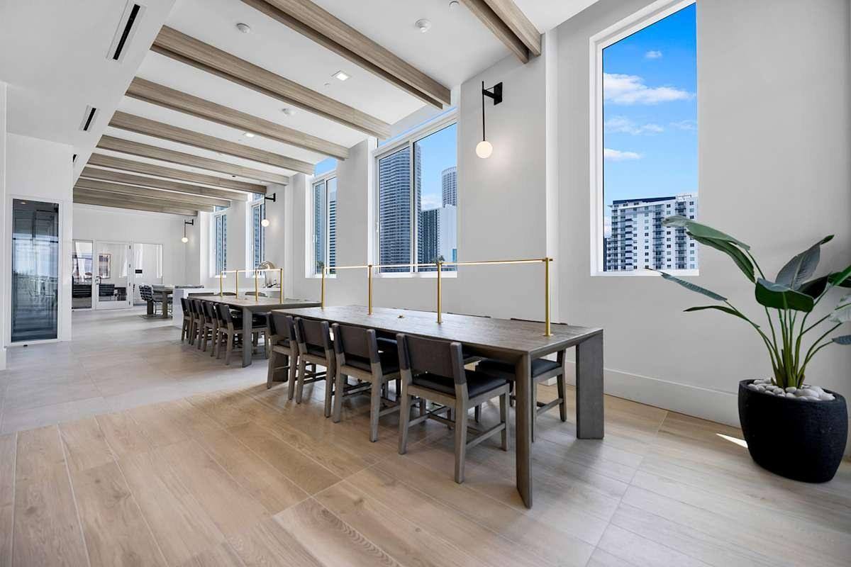 Apartment for rent at 251 NE 20th St, Miami, FL 33137