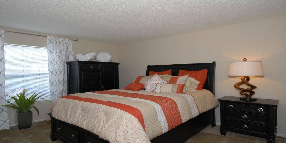 Apartment for rent at Macarthur Park, 812 Kinwest Parkway, Irving, TX 75063