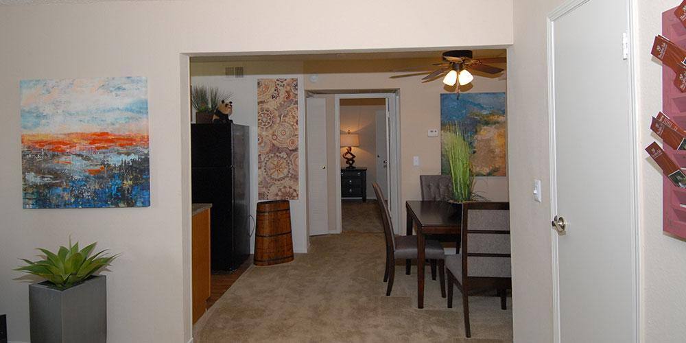 Apartment for rent at Macarthur Park, 812 Kinwest Parkway, Irving, TX 75063